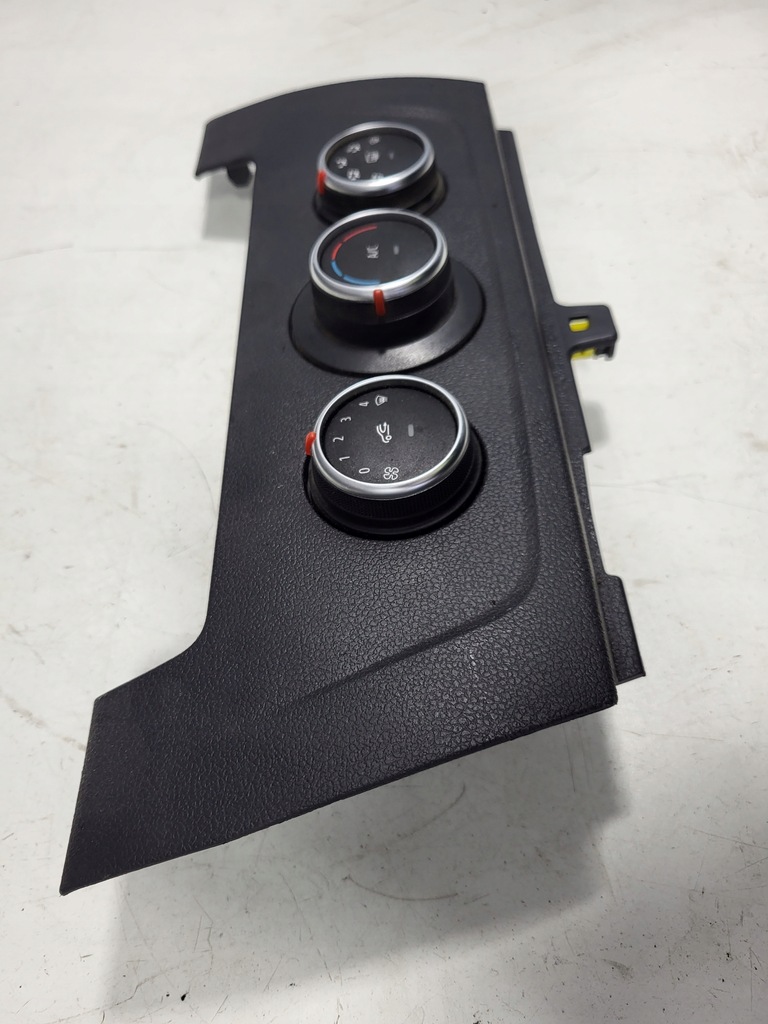 фото №6, Renault master iv перемикач повітровід панель кондиціонера 22 rok 275106521r