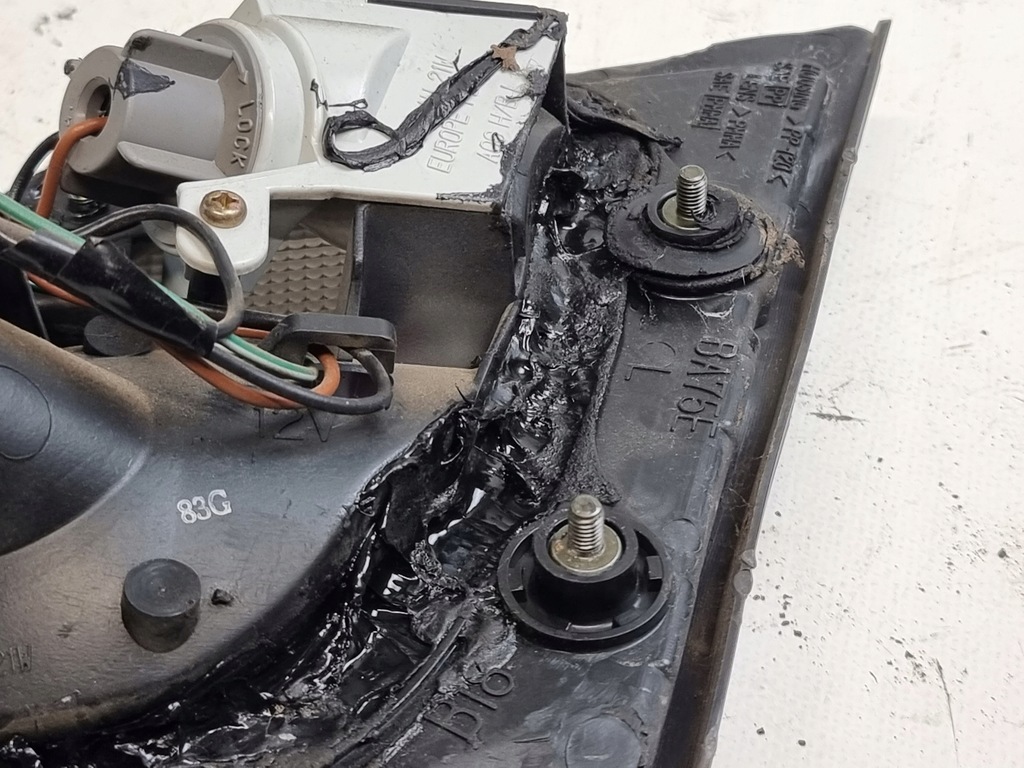 фото №8, Лампа задняя левая w крышка lift 3d оригинальный номер ba75eb18 nissan almera n15