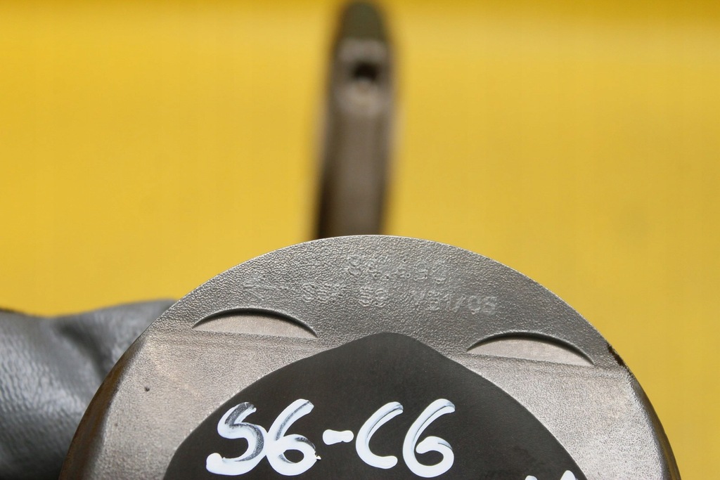 фото №12, Поршень шату́н шатун s6 c6 5.2fsi bxa 07l107104r