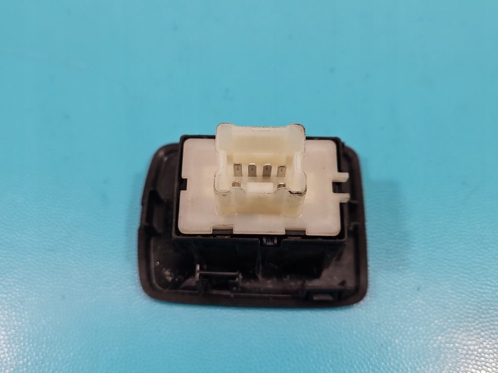 фото №3, Переключатель окон renault trafic iii 809608963r eu