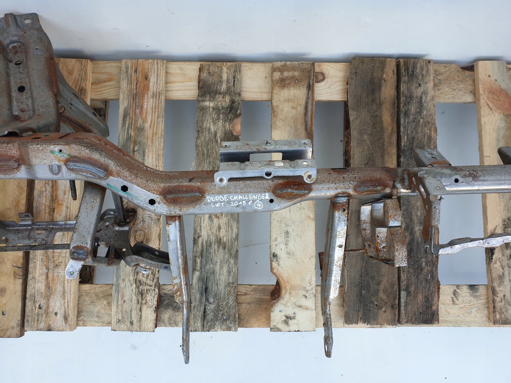 фото №7, Dodge challenger каркас панелі приладової панелі консолі