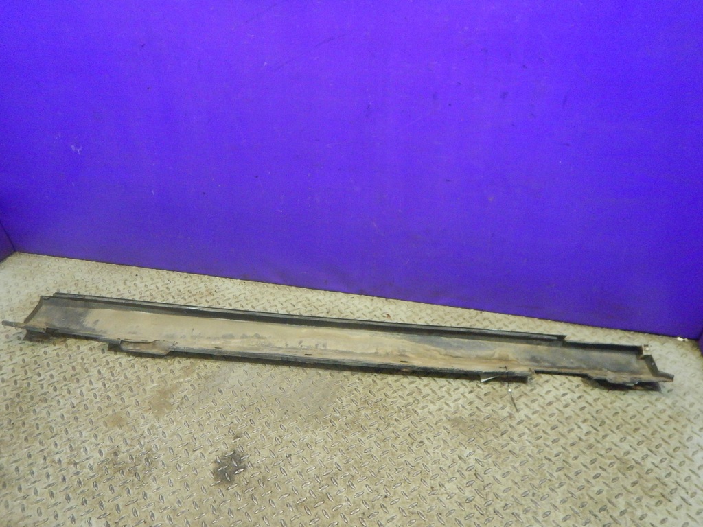 фото №5, E-klasa w212 kombi порог левый молдинг a2126900740l