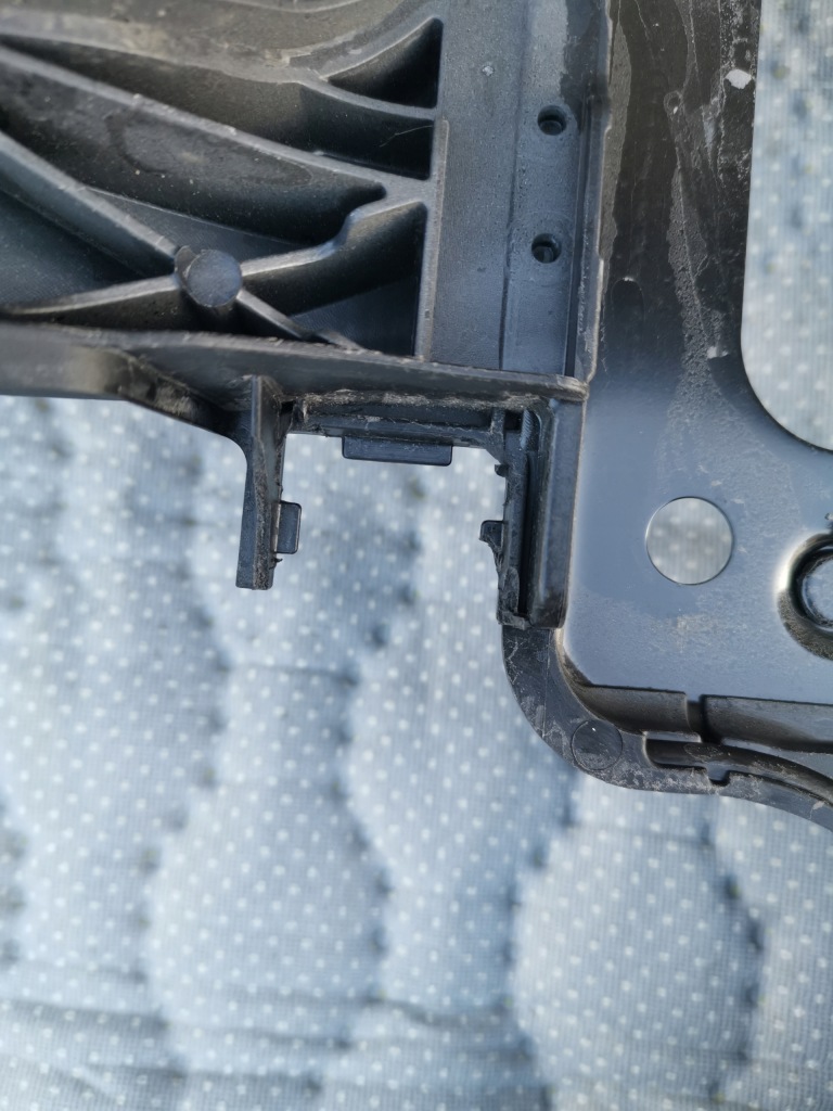 фото №15, Hyundai i30 iii 3 17r- pas передний усилитель