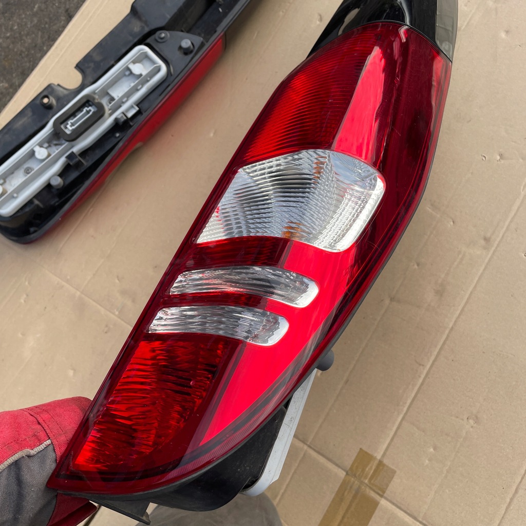 фото №13, Лампа правая правый задняя задняя lift mercedes viano w639 a6398201564