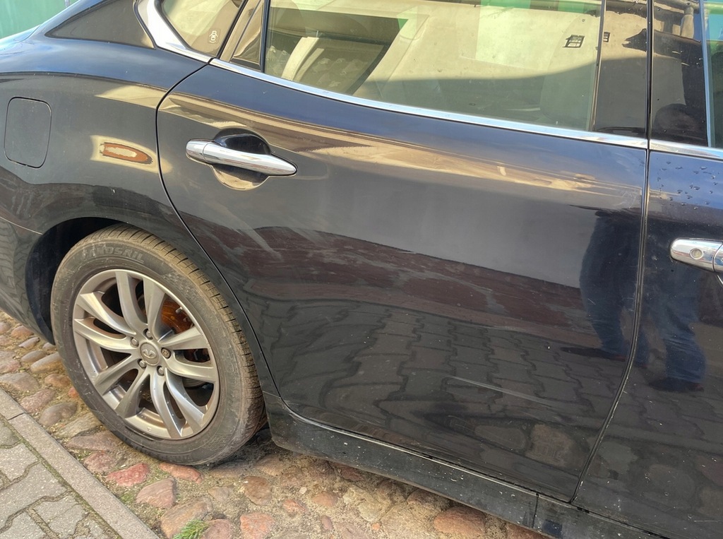 фото №1, Дверь правый задняя задние правое infiniti q70 gac 2015r