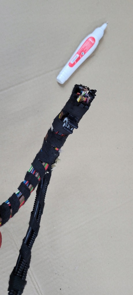 фото №10, Q5 8r sq5 a5 колодка штекер з'єднувач 1394046-1