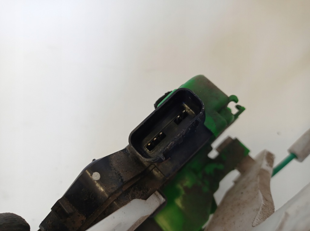 фото №7, Замок дверь левый задняя hyundai i40 81410-3z010