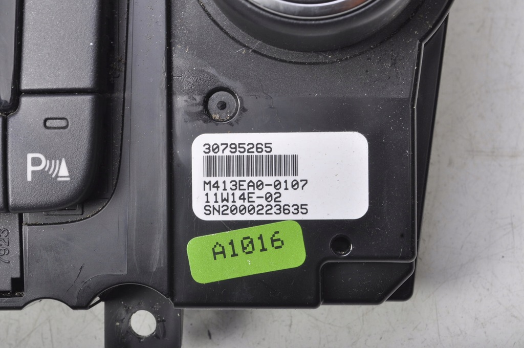 фото №8, Volvo v60 панель перемикач кондиціонера 30795265