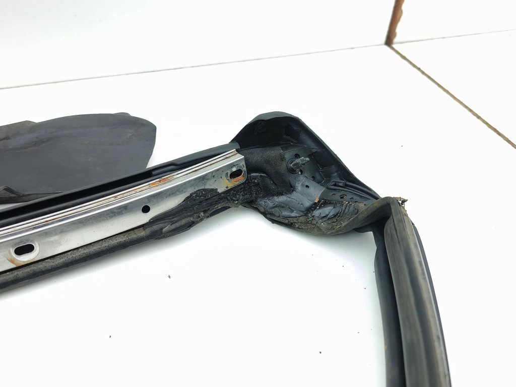 Nissan 350z 2004 прокладка скло купе Ціна