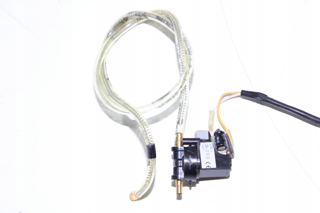 фото №4, Bmw e39 e38 клапан вакуумa накачивания передний сиденье 8360407