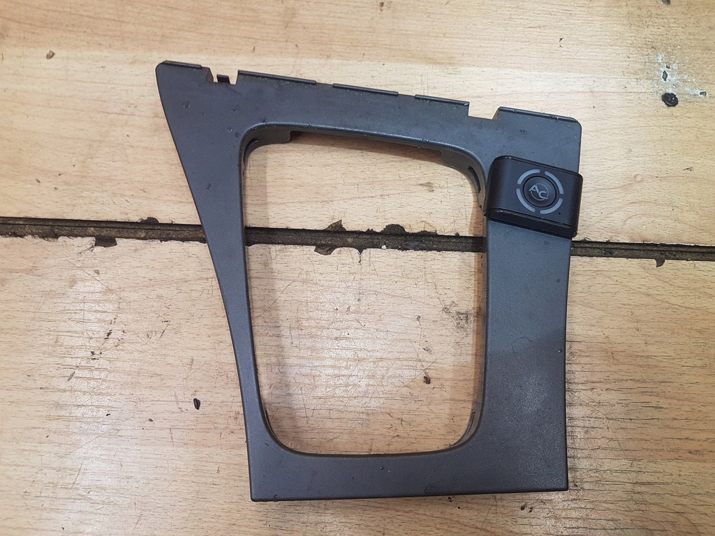 фото №1, Захист рамка домкрата перемикання передач volvo v70 ii