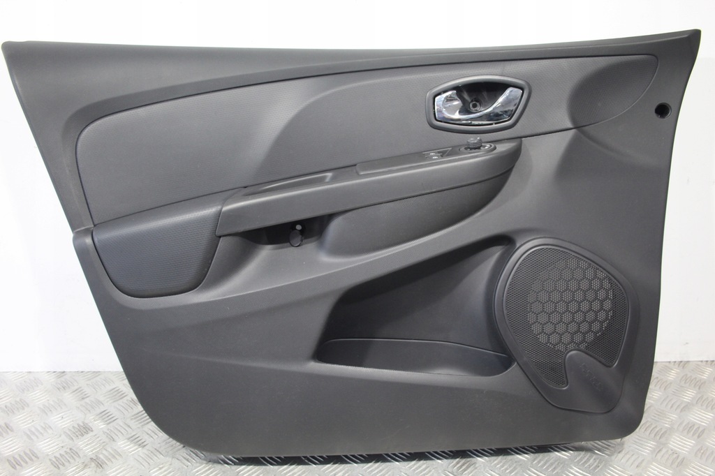 фото №1, Обшивка дверь левый перед renault clio iv