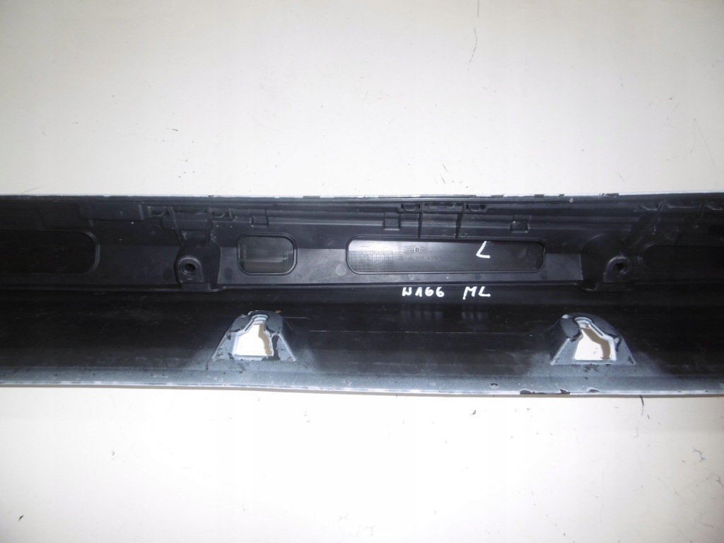 Накладка  накладка порога  левая mercedes w166 ml amg Доставка