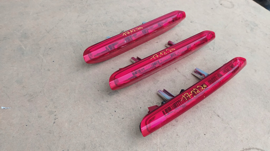 фото №6, Лампа стоп-сигнал w крышка peugeot 208