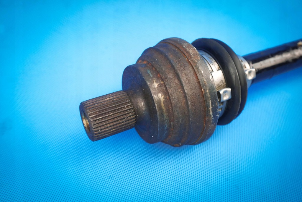 фото №8, Приводной вал задняя правая audi a3 8v golf vii 5q0501204a