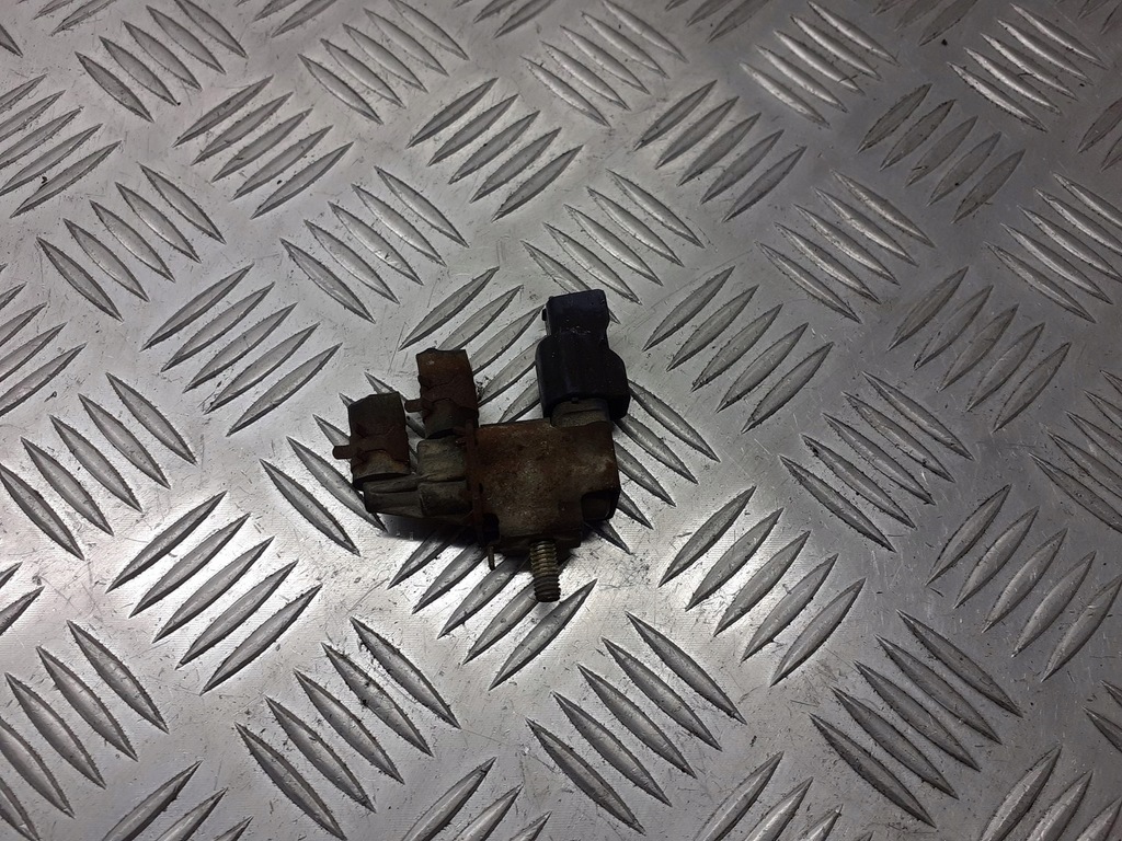 фото №1, Клапан вакуумa nissan almera n16 1.5 fddb100