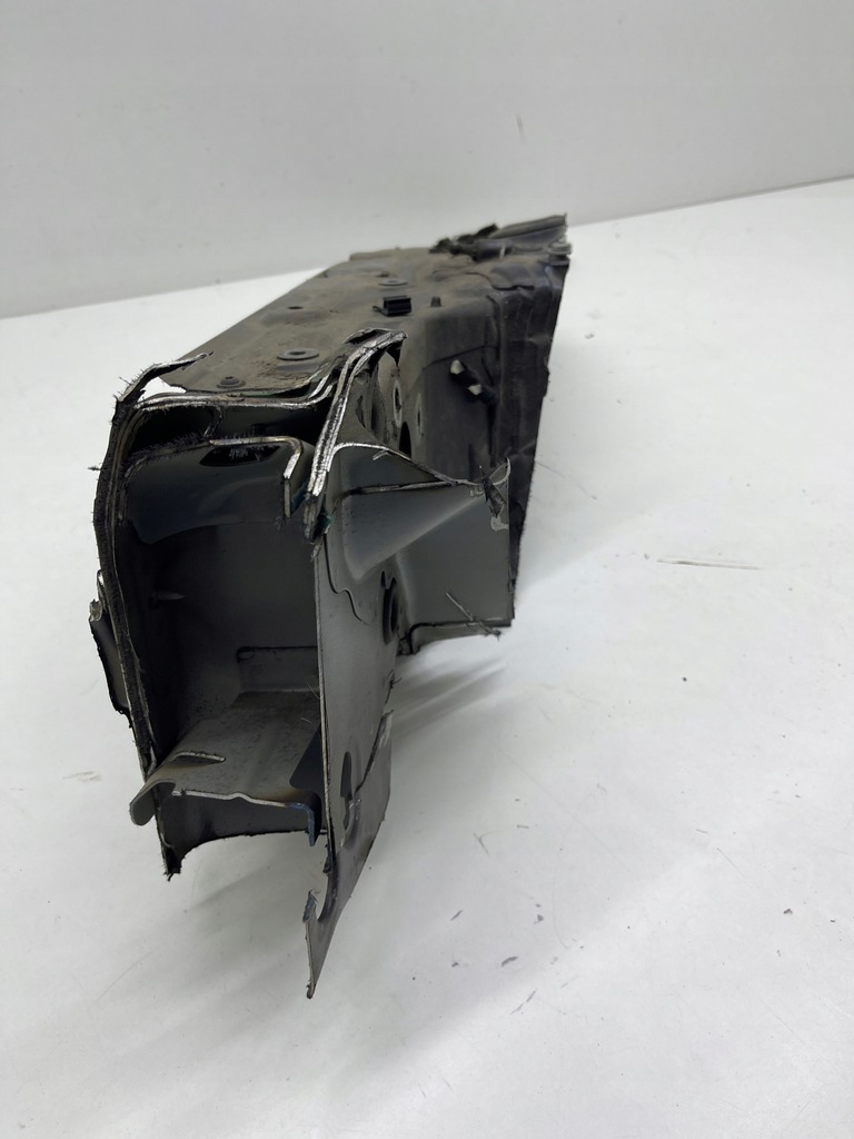 фото №7, Audi a6 c7 чверть підкрилок кронштейн крила лівий перед lx5r доставка!