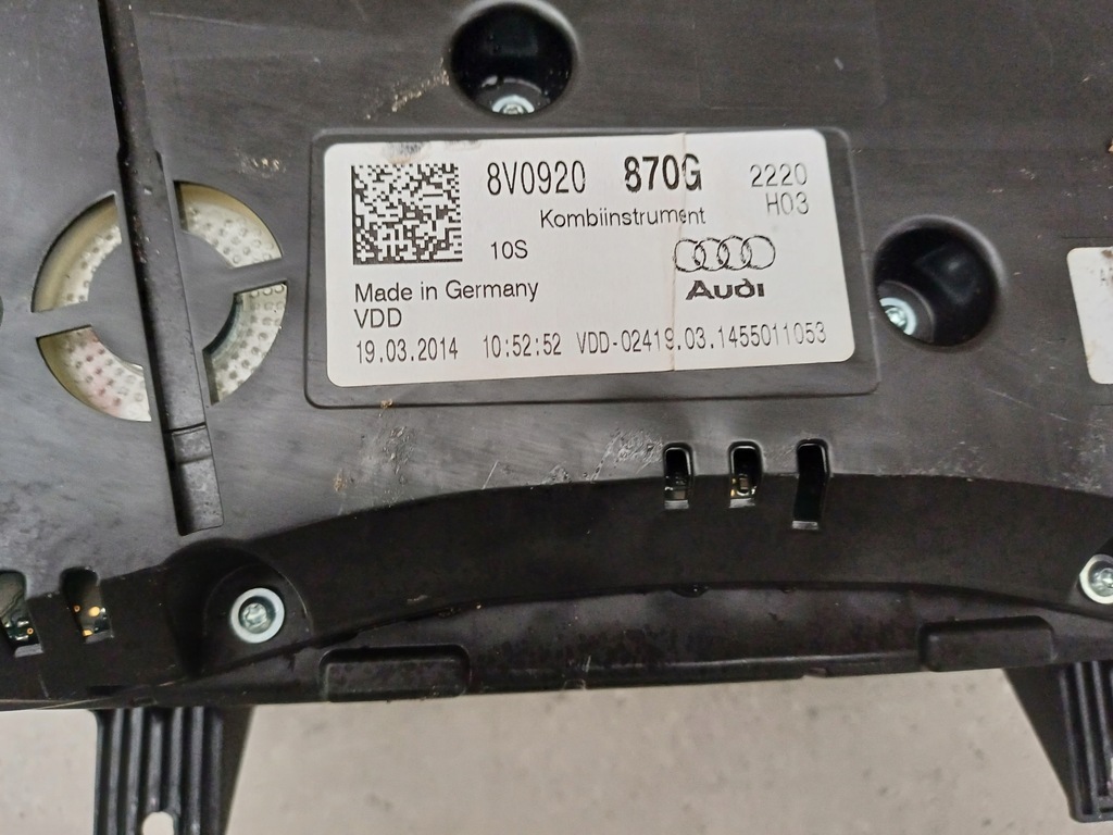 фото №5, Счетчик приборы audi a3 8v 1,4tfsi 14r nr. 8v0920870g