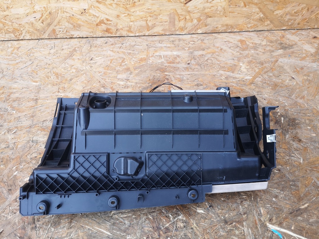 фото №7, Jaguar xf x260 бардачок пасажира