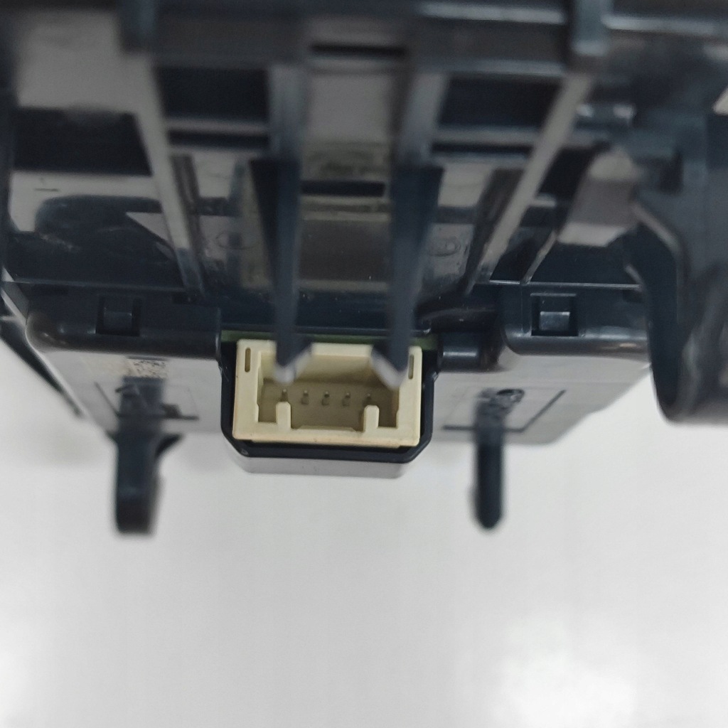 фото №8, Toyota bz4x 2024 свет сиденье передний