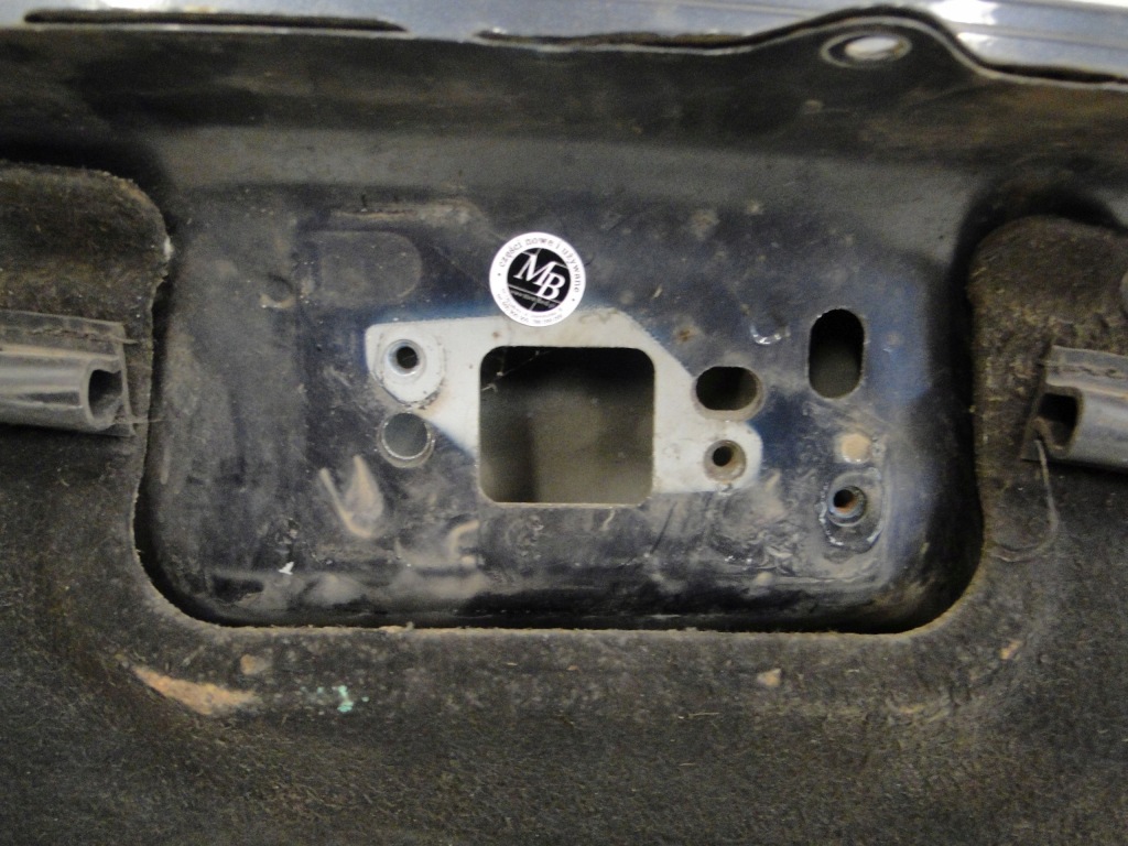 Купити Mercedes капот кришка двигуна ml 163 w163 a1638800157