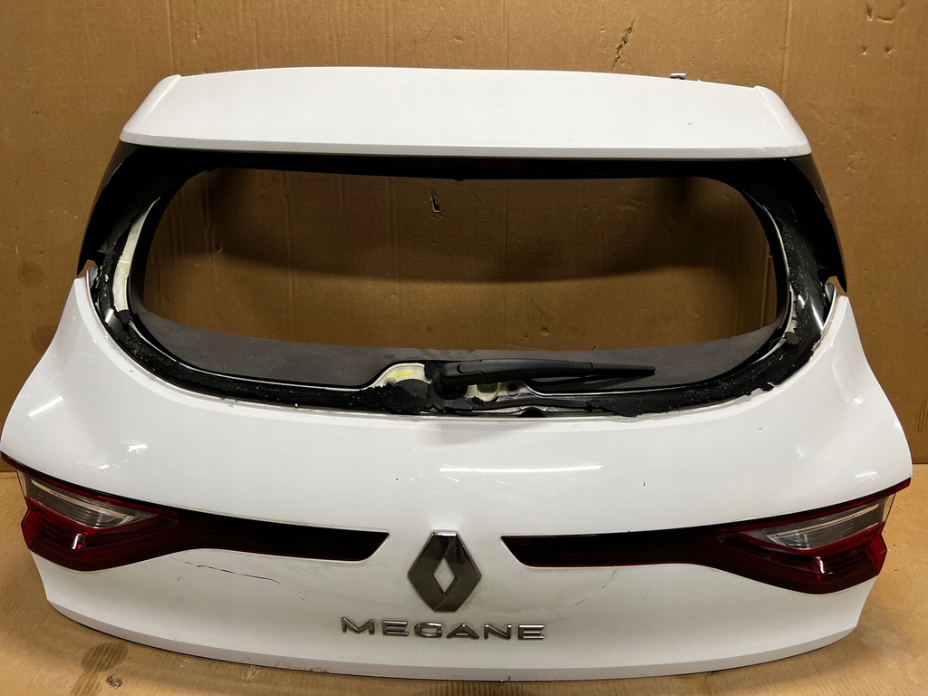 фото №1, Кришка багажника задня задня лампи renault megane iv hb 369