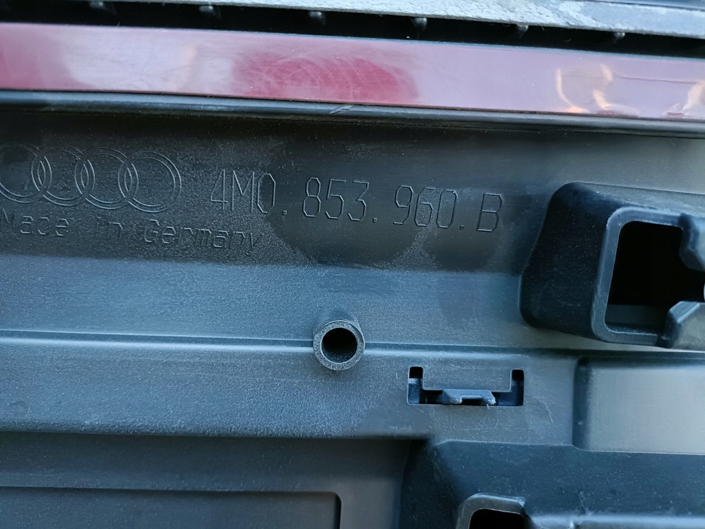 фото №9, Audi q7 4m0 молдинг двері права перед передня 4m0853960b ładna