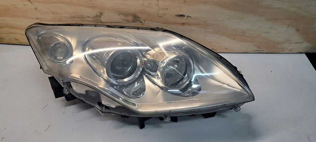 фото №1, Лампа перед передня права renault laguna iii 260100033r