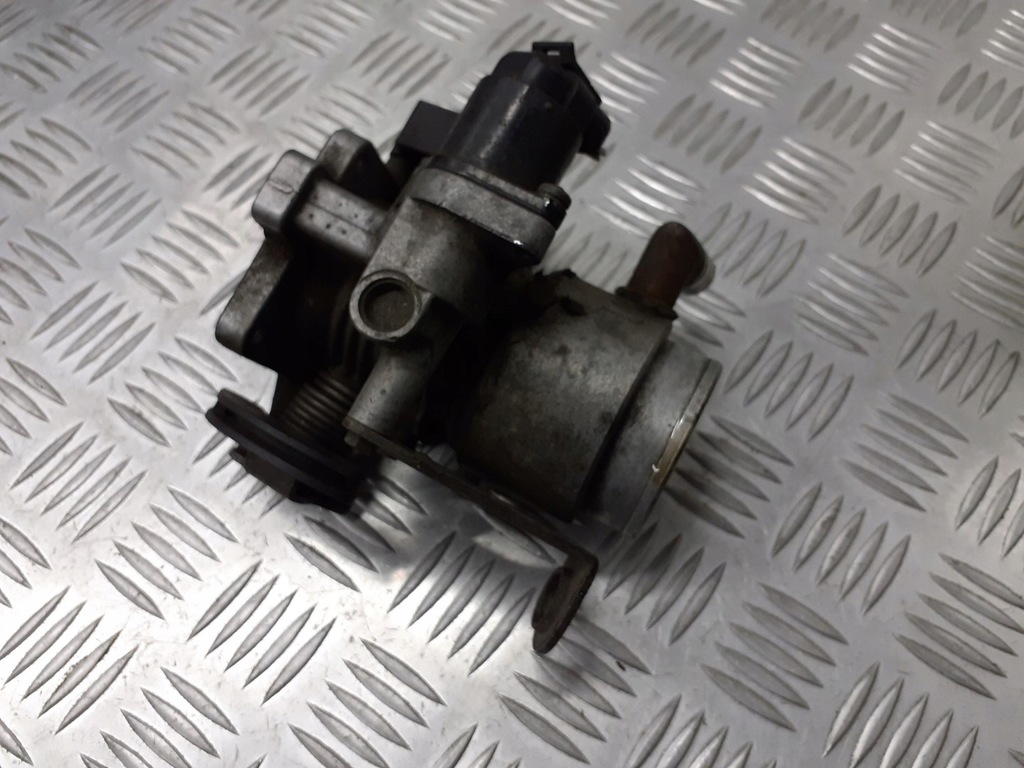 фото №3, Дроссельная заслонка renault scenic i 1.6 7700861679j