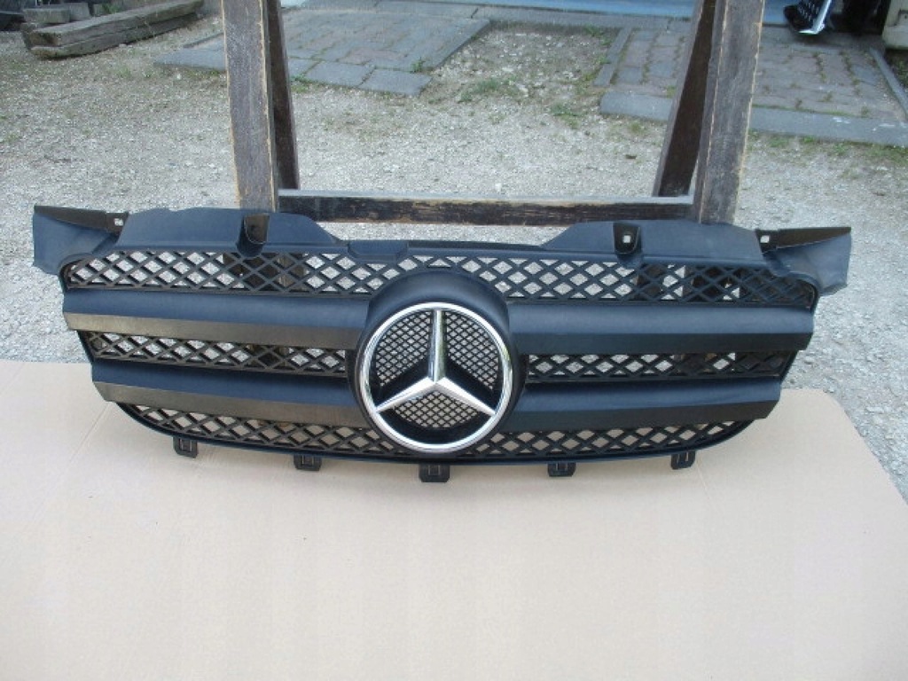 фото №1, Решітка радіатора решітка радіатора mercedes sprinter w906 a9068800385