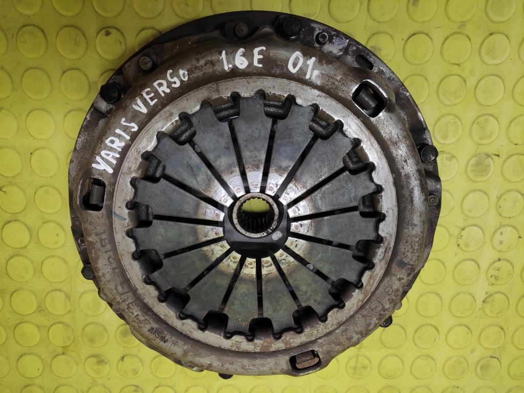 фото №1, Toyota yaris verso 1.6 сцепление колесо маховик