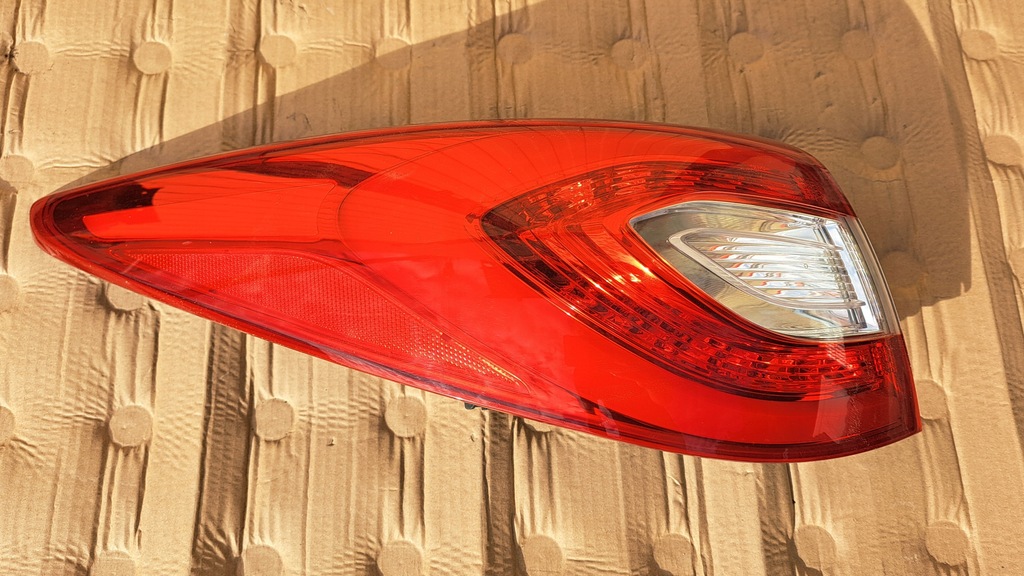 фото №1, Hyundai ix35 - лампа задняя led lift 13-16