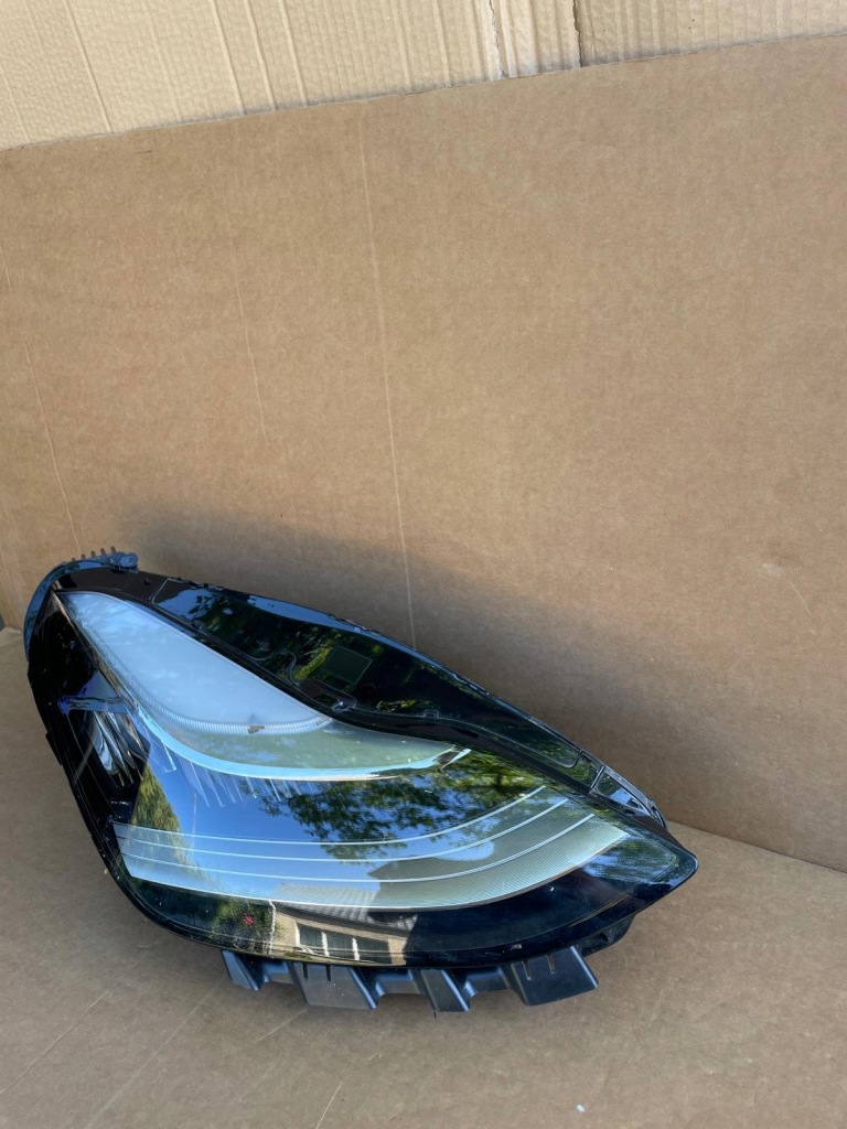 Купити Фара перед передня правий tesla 3 tesla3 model3 model 3 full led 17-