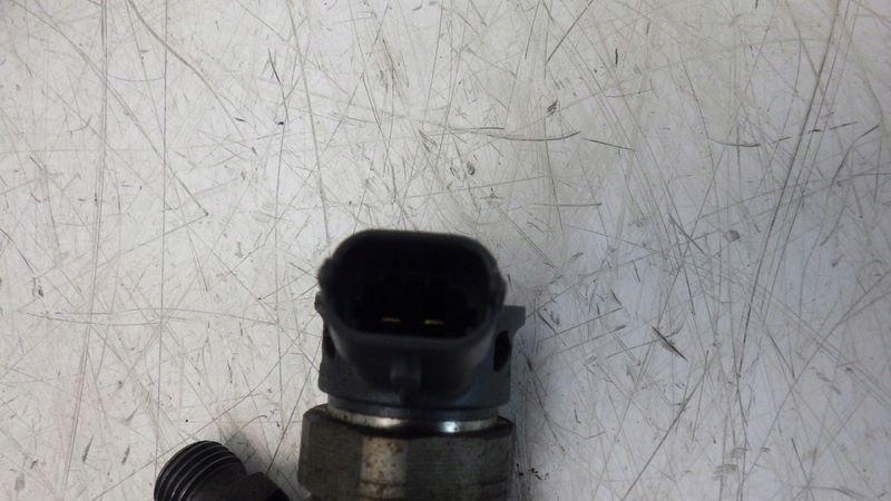 фото №8, Инжектор форсунки брызговики 98 tys renault clio iv 1.5 dci h8201108033 0445110485