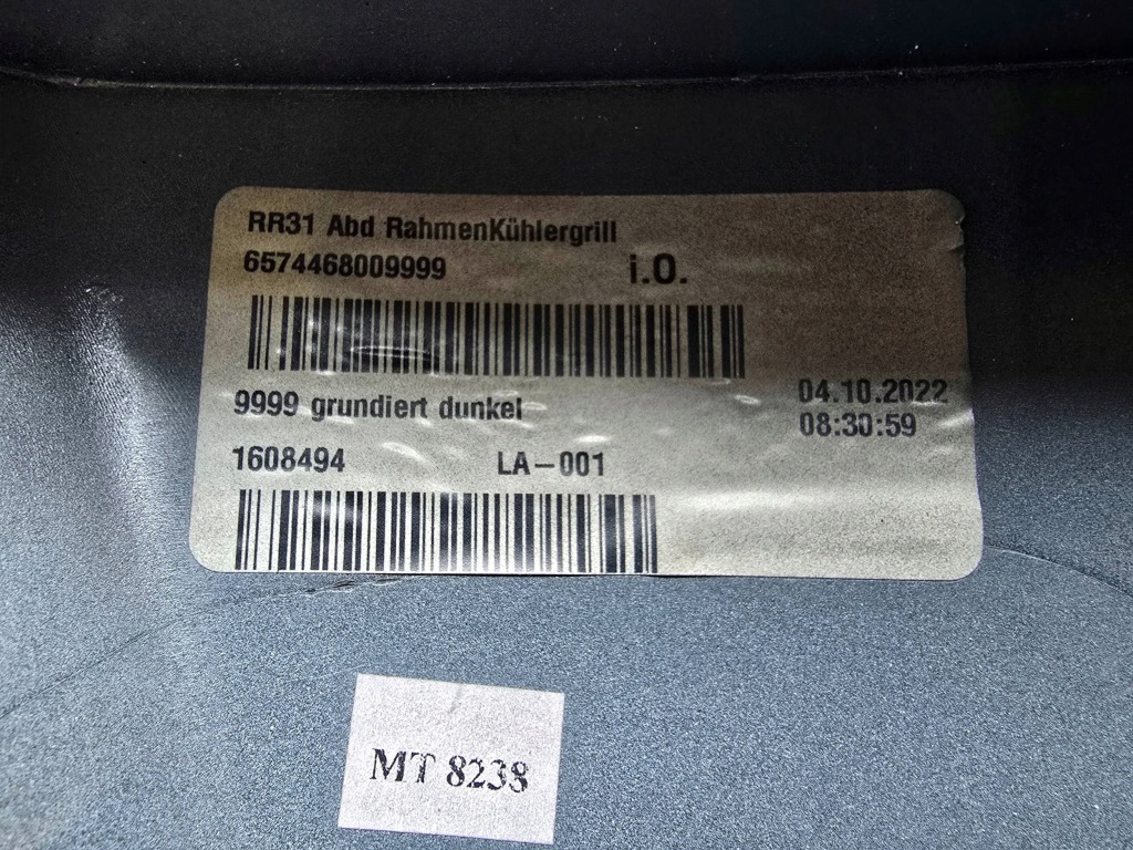 Перед rolls-royce cullinan чорний  badge 2023 передня частина Доставка