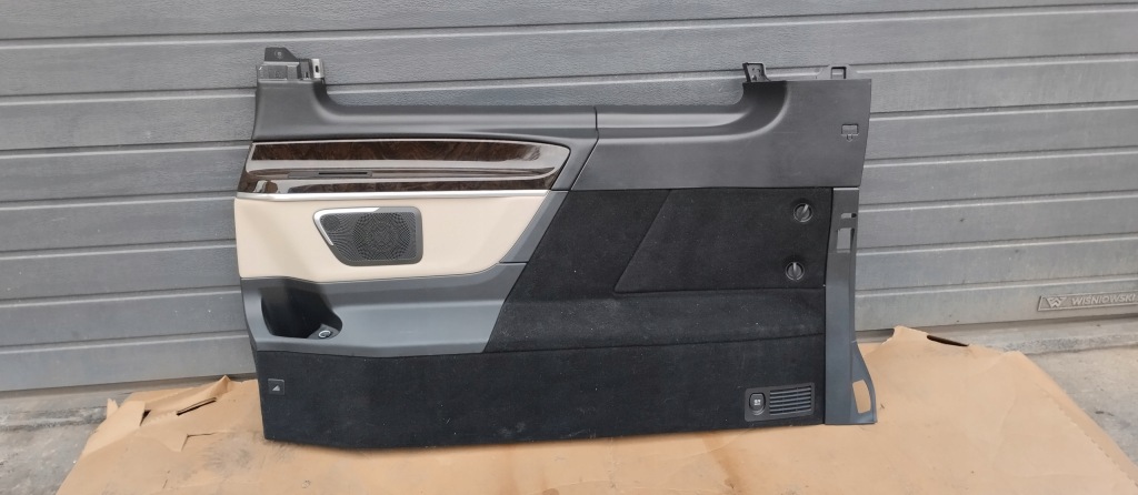 фото №1, Обшивка багажника правый задняя обивка mercedes v-klasa w447