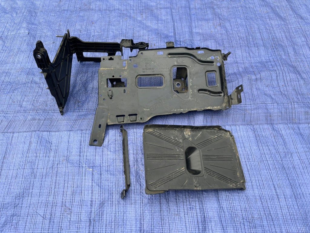 фото №1, Peugeot 308 t10 основа комп'ютер акумулятор