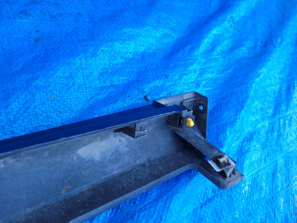 фото №13, Hyundai kona i 1 | молдинг порог левая накладка порог 87751-j9500