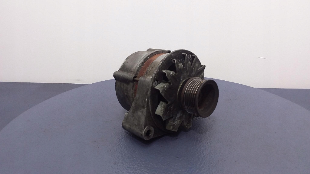 Купити Mercedes w124 2.5d генератор 0120489331