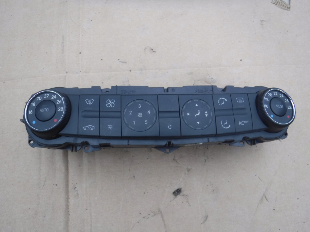 фото №1, Панель кондиціонера обдув mercedes cls w219 2198300185