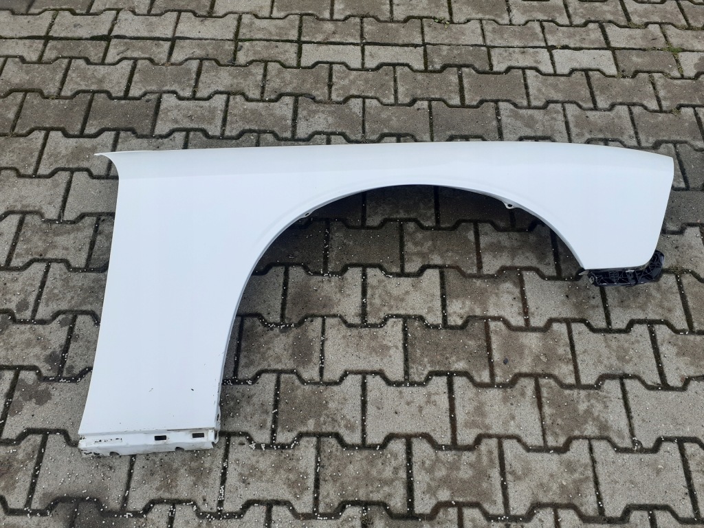 фото №1, Challenger lift 2015-23 крила лівий правий перед orginał pw7