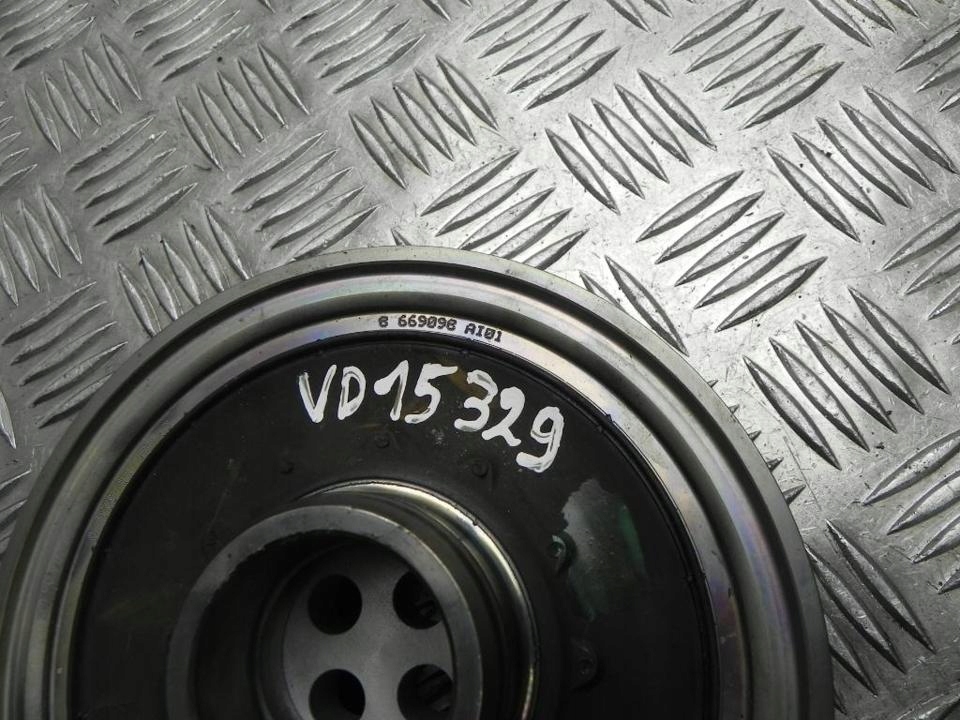 Колесо ремень распределительного вала - wał коленчатый bmw 2 active tourer 2018 8669098 Оригинал