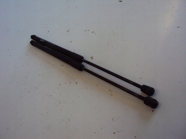 фото №1, Амортизатори кришки mercedes a-klasa w169