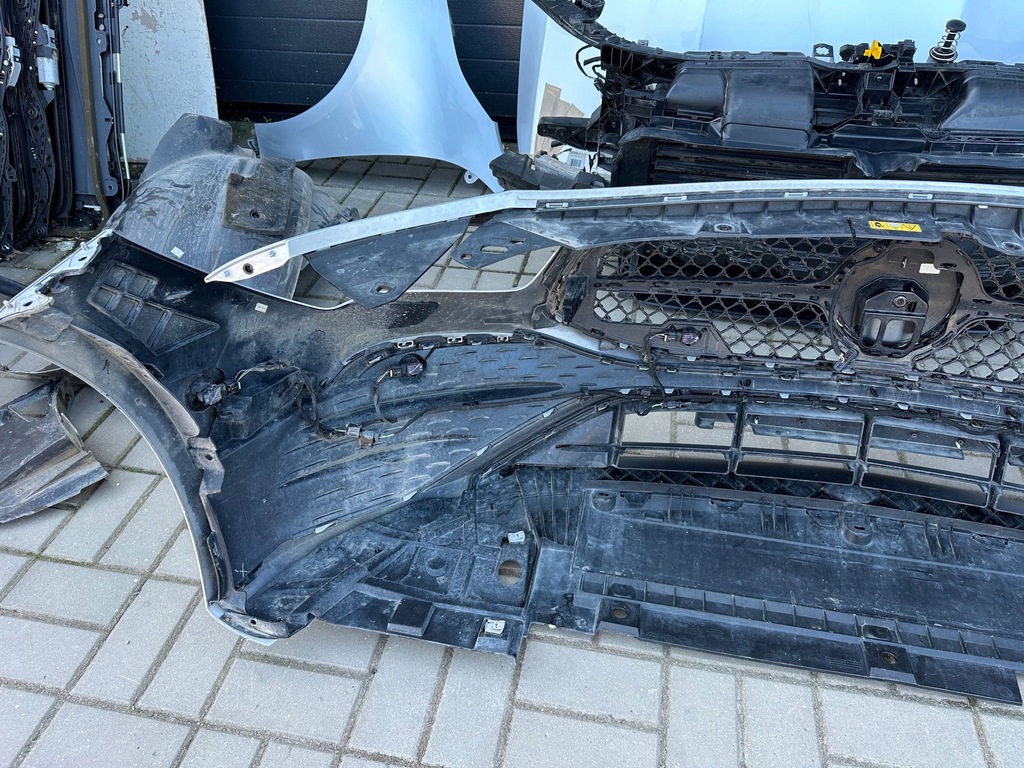 фото №15, Mercedes cla w118 kompletny перед amg lift