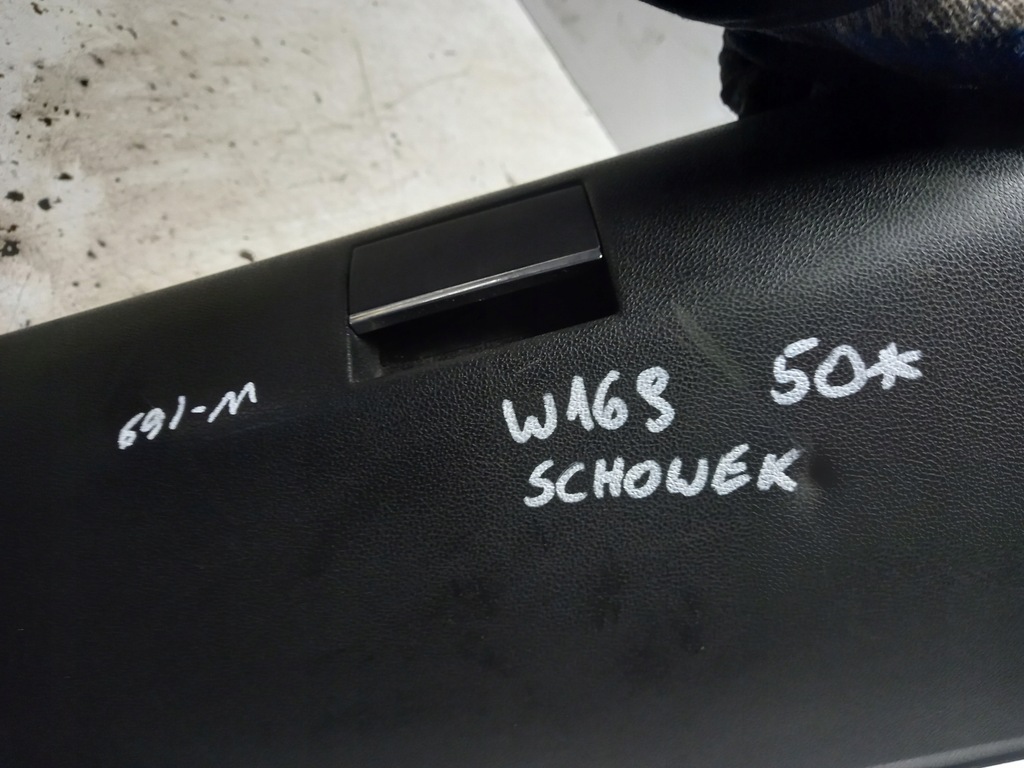 фото №7, Бардачок пасажира mercedes-benz w169