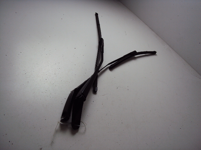 фото №1, Рычаги дворник audi a1 ii 82a 2018-