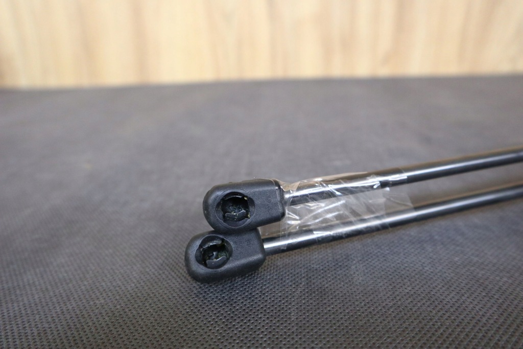 фото №4, Mercedes slk r172 привід амортизатори капот комплект a1729800064