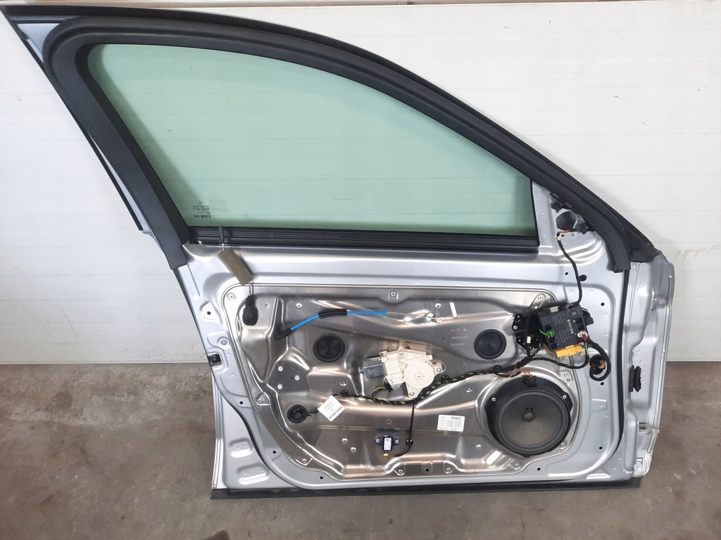 фото №6, Дверь левая левый перед mercedes e w212 775