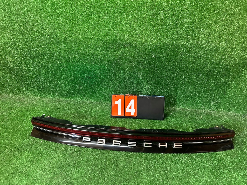 Купить Лампа задний  накладка led porsche panamera 976945207bk nr:14