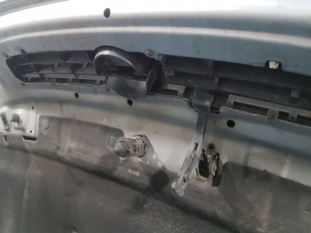 фото №6, Opel zafira a капот передняя z155